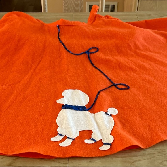 VINTAGE HANDMADE POODLE SKIRT WITH BLUE SEQUINS- SIZE: MEDIUM - Picture 1 of 5